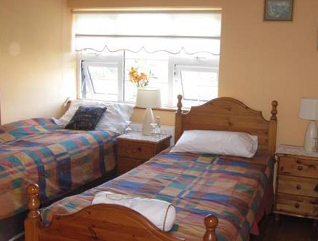 Derghaven B&B, Hostel & Self Catering Scarriff  Habitación foto